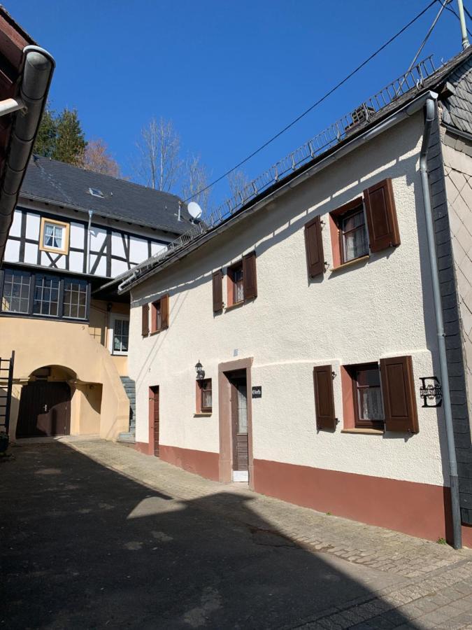 אולמן Ferienhaus Eifelstuben Mit Charme - Bauernstube Vulkaneifel - Naehe See Und Burgruine מראה חיצוני תמונה
